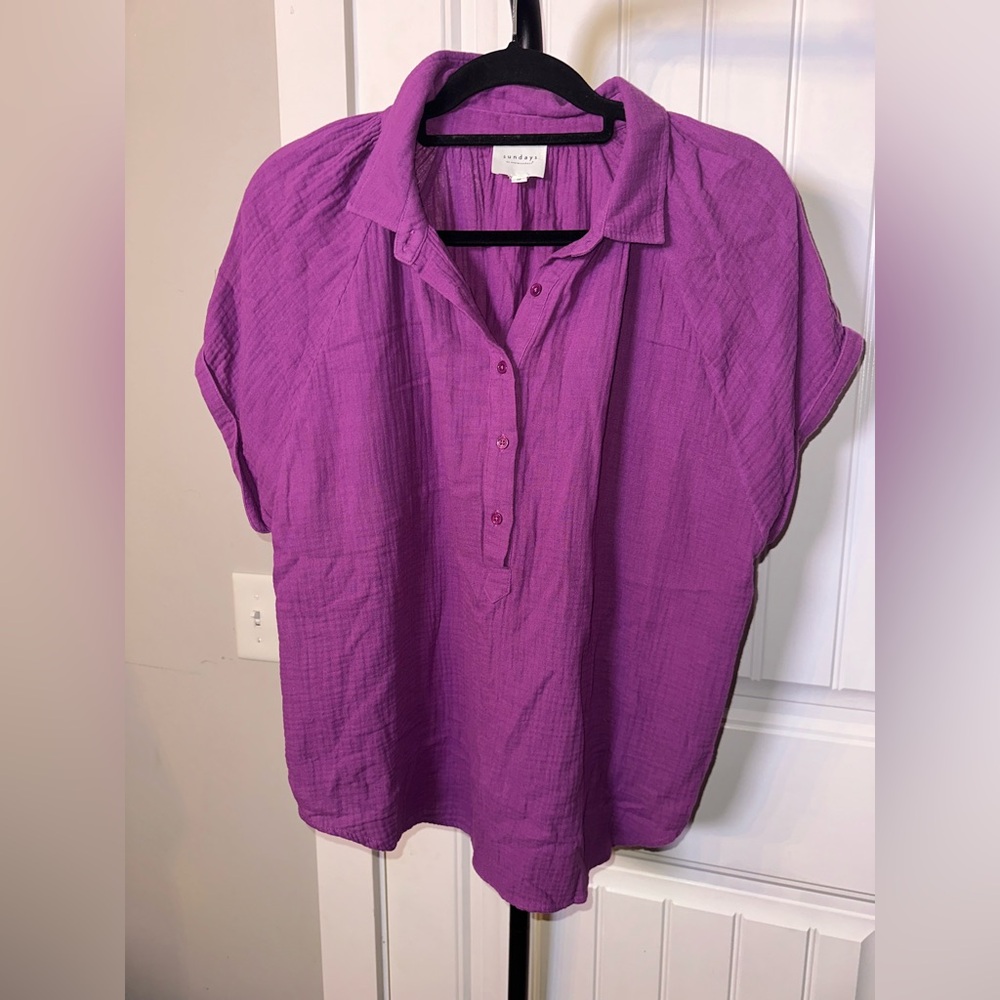 We Are Sundays‎ Anthropologie Size Medium Women's Purple Button-Up Top